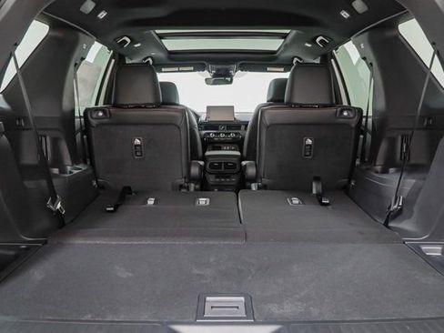 New 2025 Honda Pilot TrailSport image 14