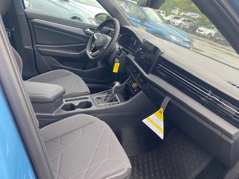 New 2025 Volkswagen Jetta Sport image 10