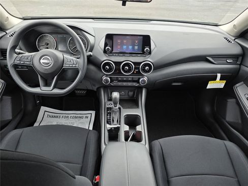 Used 2025 Nissan Sentra S FWD image 9