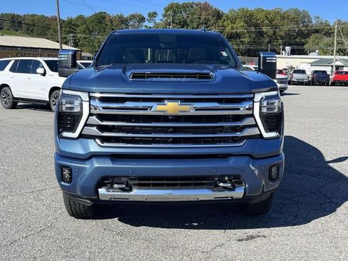 Used 2024 Chevrolet Silverado 2500 High Country w/ High Country Premium Package image 10