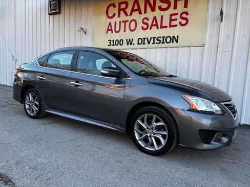 Used 2015 Nissan Sentra SR FWD image 2