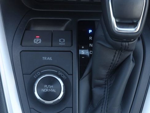 Used 2025 Toyota RAV4 XLE Premium w/ Weather Package AWD/4WD image 15