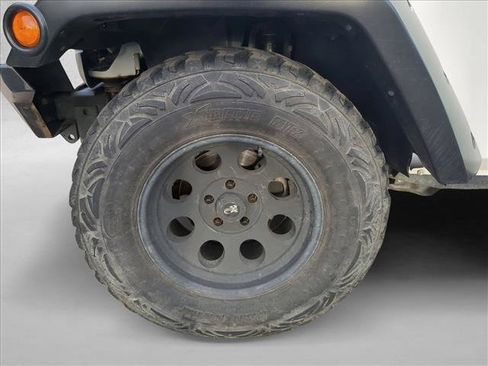 Used 2013 Jeep Wrangler Unlimited Sport image 24