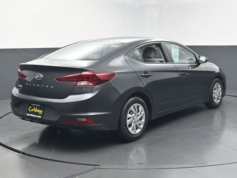 Used 2020 Hyundai Elantra SE FWD image 5
