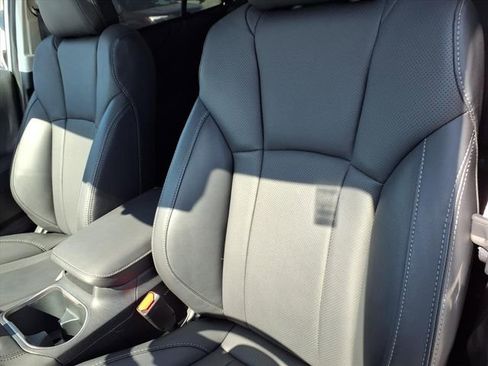 Certified 2025 Subaru Outback Limited image 7