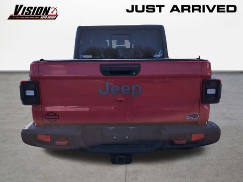Used 2020 Jeep Gladiator Rubicon AWD/4WD image 4