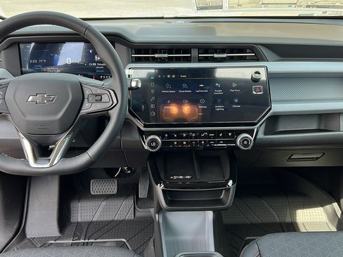 New 2027 Chevrolet Bolt RS w/ Technology Package FWD image 15