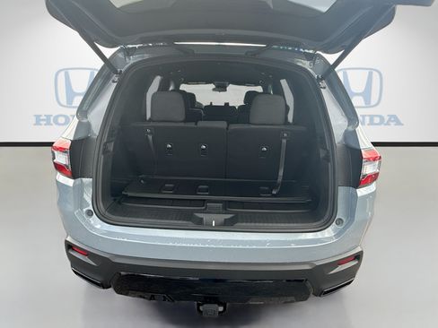 New 2026 Honda Pilot Sport image 22
