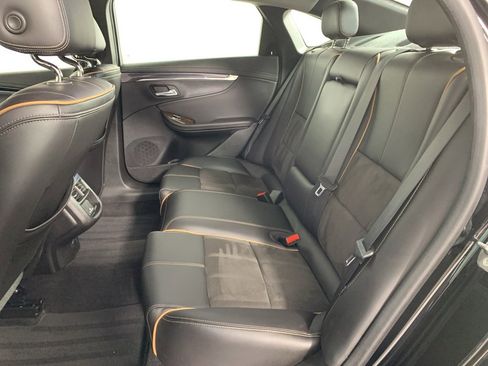 Used 2015 Chevrolet Impala LT image 32