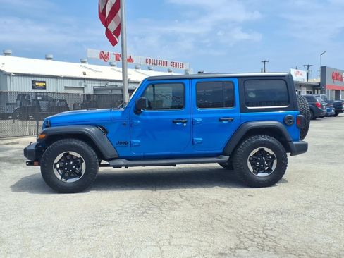Used 2022 Jeep Wrangler Unlimited Sport AWD/4WD image 2