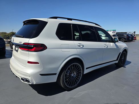 New 2026 BMW ALPINA XB7 AWD/4WD image 30