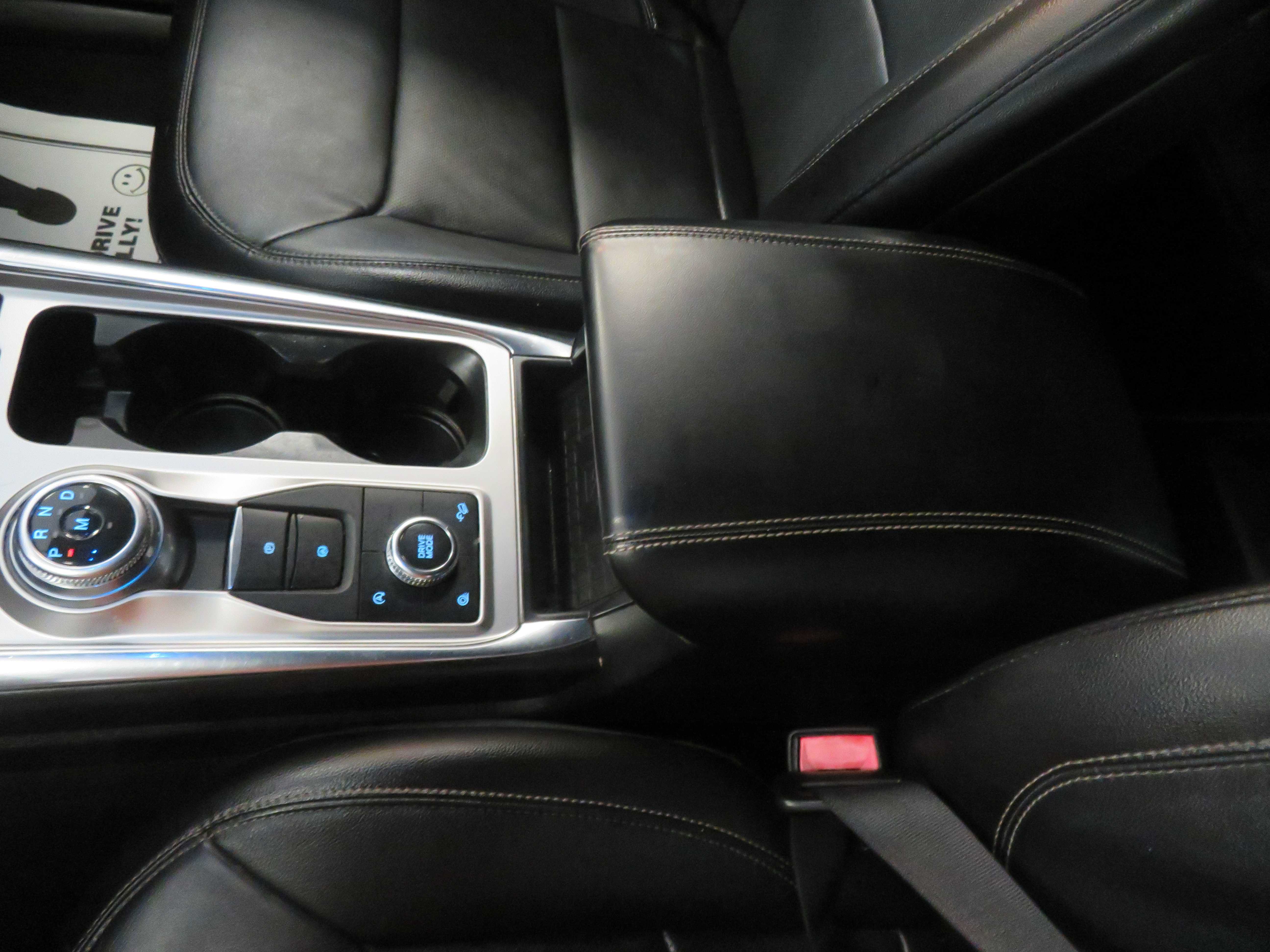 Used 2020 Ford Explorer Limited AWD/4WD image 43