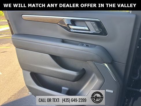 New 2026 Chevrolet Suburban High Country image 24