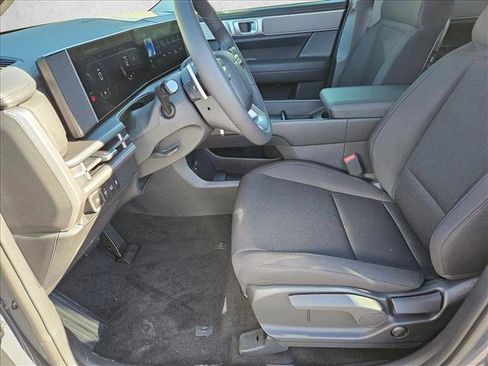New 2026 Hyundai Santa Fe SE image 4