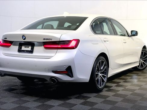 Used 2020 BMW 330i xDrive Sedan w/ Premium Package image 7