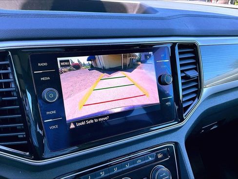 Used 2018 Volkswagen Atlas SEL FWD image 28