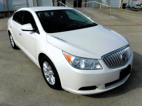 Used 2012 Buick LaCrosse Convenience image 2