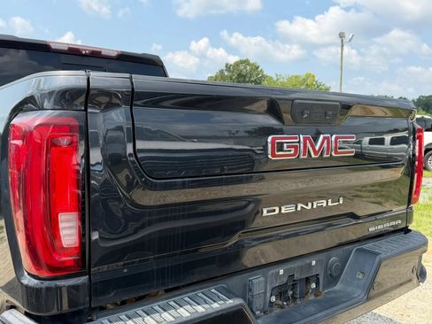 Used 2020 GMC Sierra 2500 Denali w/ Denali Ultimate Package AWD/4WD image 6