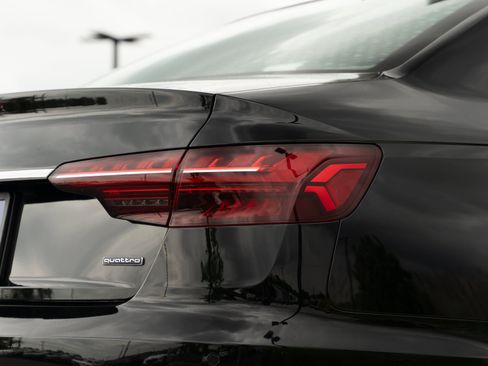 Used 2021 Audi A4 2.0T Premium Plus w/ Premium Plus Package AWD/4WD image 30