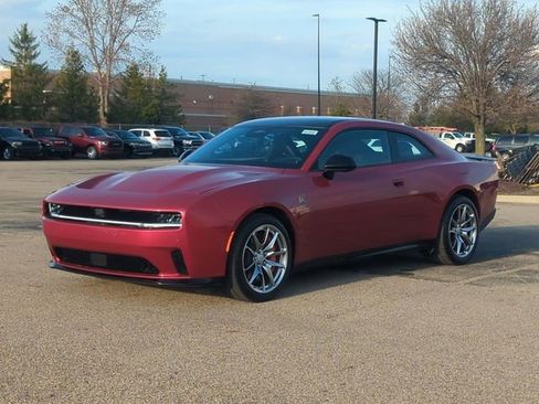 Used 2024 Dodge Charger Daytona Scat Pack w/ Plus Group AWD/4WD image 7