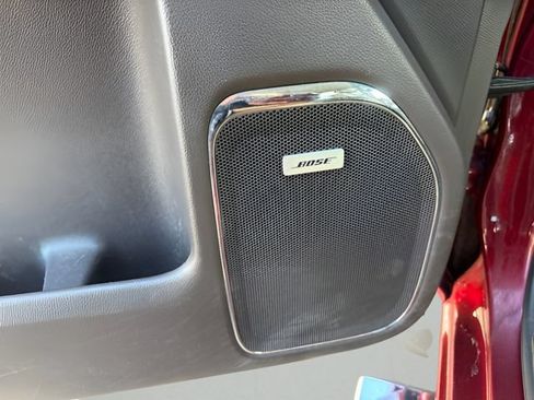 Used 2018 GMC Sierra 1500 SLT AWD/4WD image 12