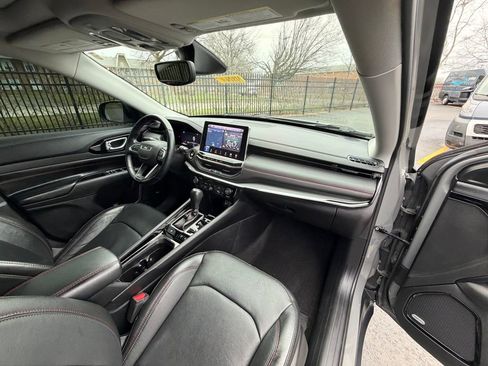 Used 2022 Jeep Compass Trailhawk w/ Trailhawk Elite Group image 10