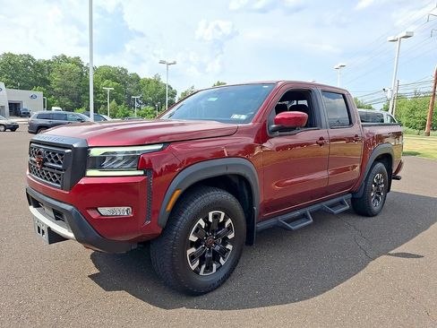 Used 2022 Nissan Frontier PRO-4X AWD/4WD image 3