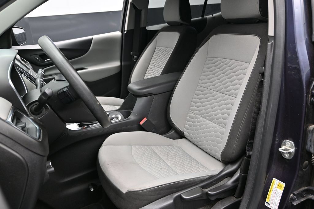 Used 2018 Chevrolet Equinox LS FWD image 20