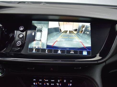 Used 2022 Buick Envision Avenir w/ Technology Package II image 11