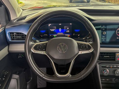 Used 2022 Volkswagen Taos SE FWD image 30