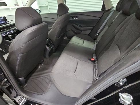 Used 2025 Honda Accord SE image 28