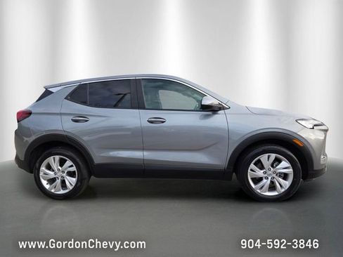 Used 2024 Buick Encore GX Preferred FWD image 7