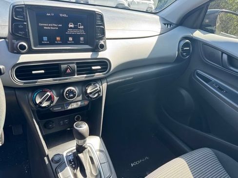 Used 2020 Hyundai Kona SE FWD image 10