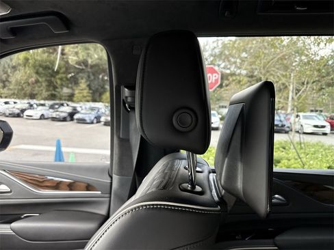 Used 2023 Cadillac Escalade Sport Platinum w/ LPO, ONYX Package image 14