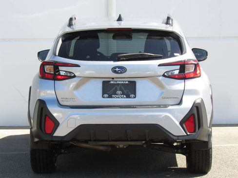 Used 2024 Subaru Crosstrek 2.0i Premium AWD/4WD image 7