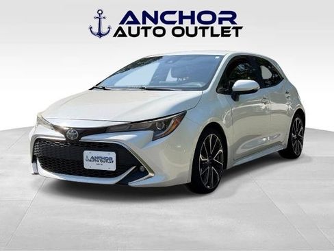 Used 2019 Toyota Corolla XSE FWD image 4