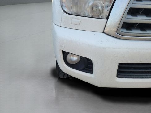 Used 2015 Toyota Sequoia Limited image 32