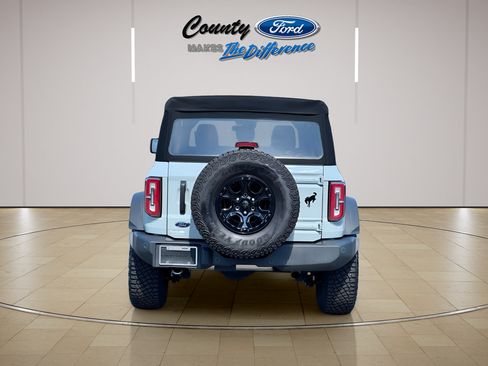 Certified 2024 Ford Bronco Wildtrak AWD/4WD image 4
