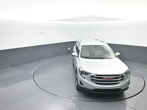 Used 2019 GMC Terrain SLT w/ Preferred Package AWD/4WD image 26