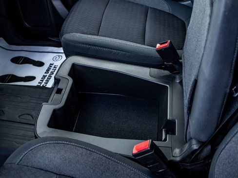 Used 2019 GMC Sierra 1500 SLE w/ SLE Value Package image 26