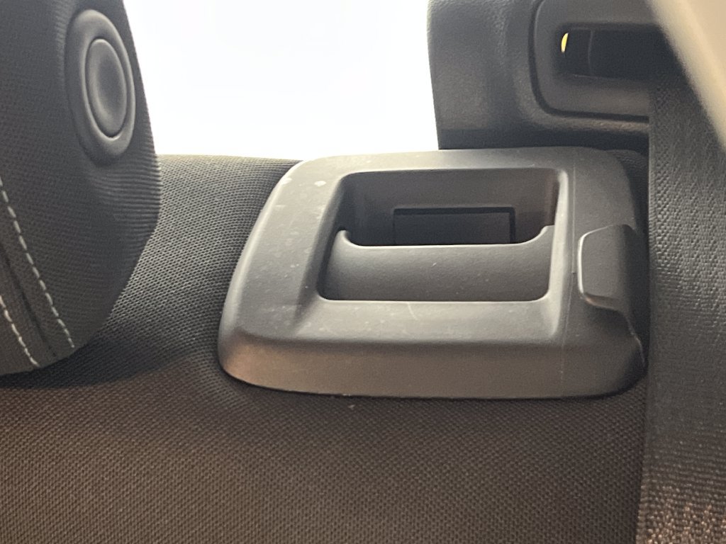 Used 2025 Chevrolet TrailBlazer LT AWD/4WD image 18