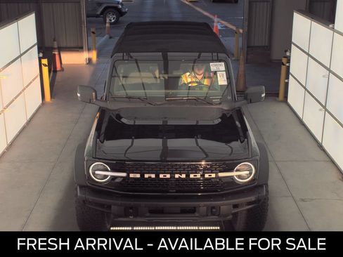 Used 2024 Ford Bronco Wildtrak AWD/4WD image 2