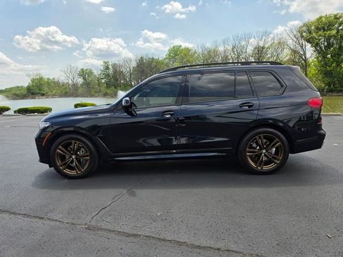 Used 2021 BMW X7 xDrive40i w/ M Sport Package AWD/4WD image 12