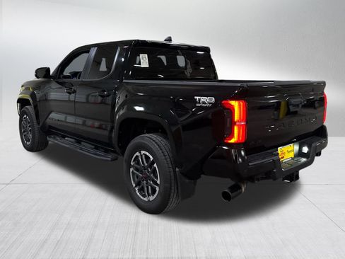 Certified 2024 Toyota Tacoma TRD Sport w/ TRD Sport Premium Package AWD/4WD image 4
