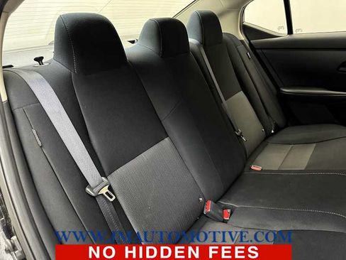 Used 2024 Nissan Sentra SV FWD image 18