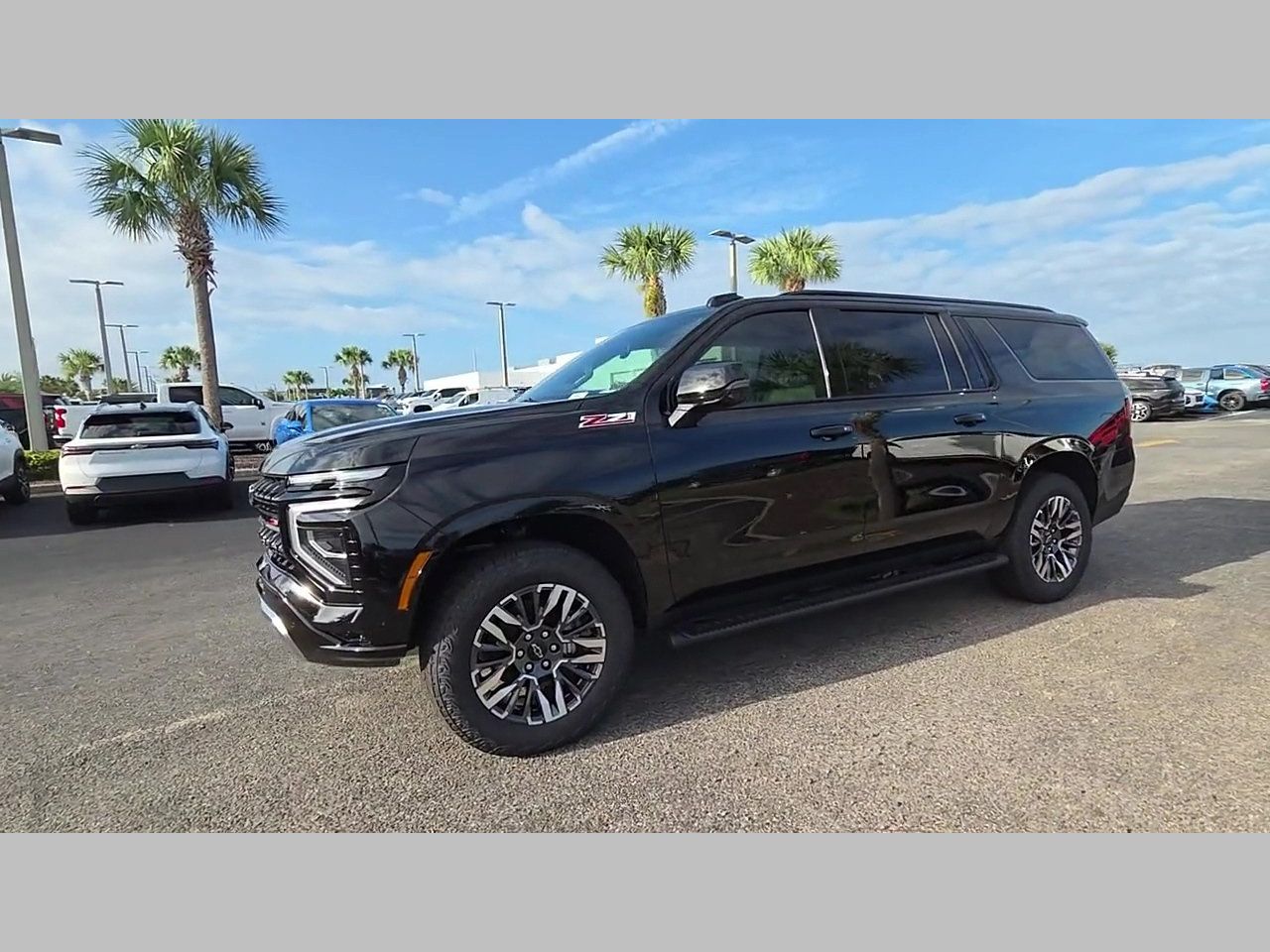 New 2026 Chevrolet Suburban Z71 w/ Z71 Off-Road Package AWD/4WD image 25