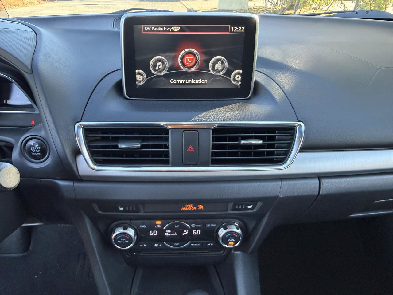 Used 2014 MAZDA MAZDA3 s Touring FWD image 28