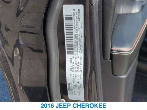 Used 2016 Jeep Cherokee 75th Anniversary image 26