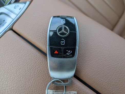 Used 2023 Mercedes-Benz E 450 Cabriolet image 31