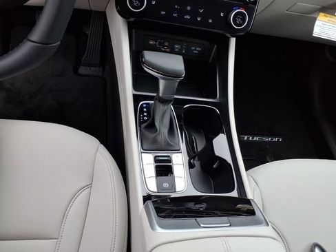 New 2026 Hyundai Tucson SEL FWD image 18